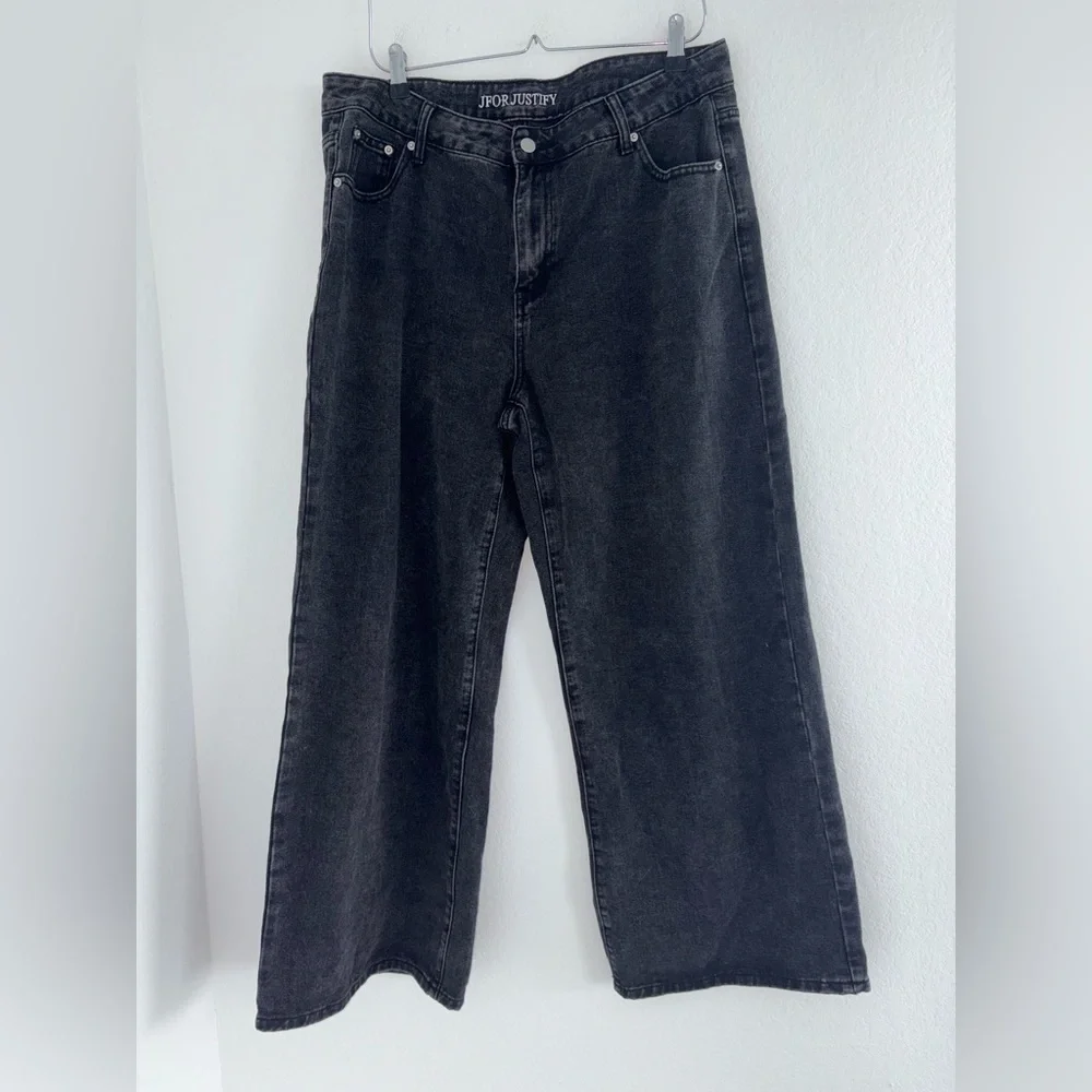 Y2K Star Pockets Wide Leg Denim ⭐️